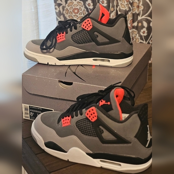 NWT Air Jordan Retro 4 "Infrared" Men's Size 8.5 - Picture 1 of 11